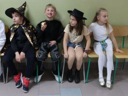 b_1024_768_0_00_images_2023_2024_Swietlica_Bajkowe_Swieto_402248571_805314544729829_9169504231773238132_n